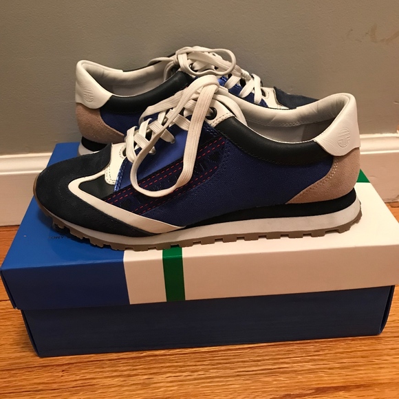 tory burch golf ruffle trainers